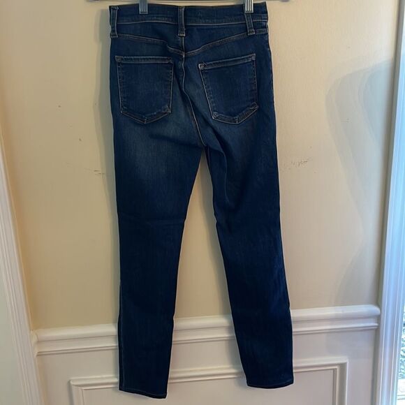 J brand Skinny Blue Jean. - Picture 3 of 4